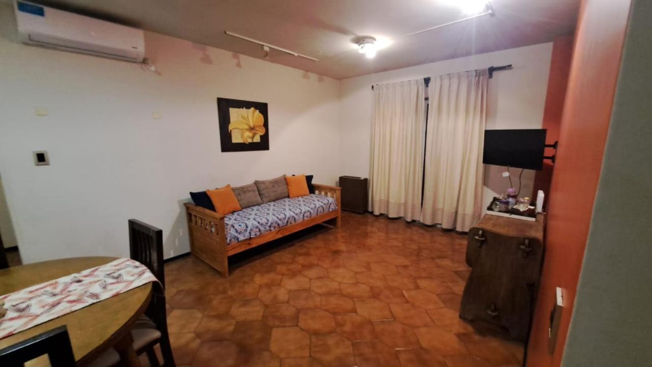 Colon Apartment Mendoza Bagian luar foto